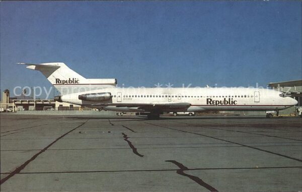 Flugzeuge Zivil Republic Boeing 727-2M7 Advanced  N721R