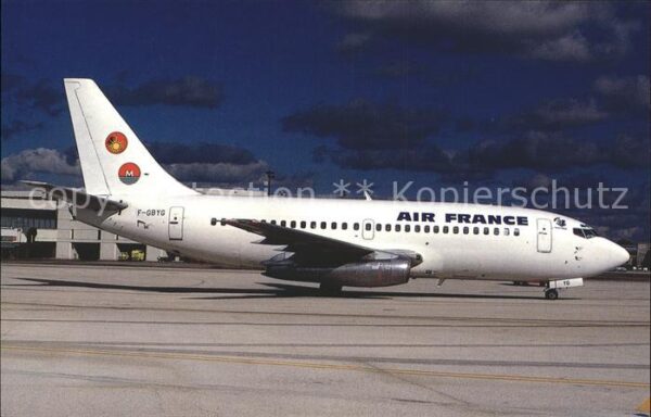 Flugzeuge Zivil Air France Boeing 737-228 cf/n 23006 F-