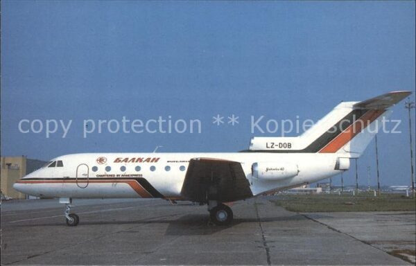 Flugzeuge Zivil Aviaexpress Balkan Yak-40 LZ-DOB c/n 93
