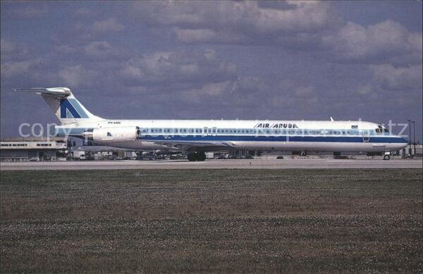 Flugzeuge Zivil Air Aruba McD MD-88 c/n 49766 P4-MDC