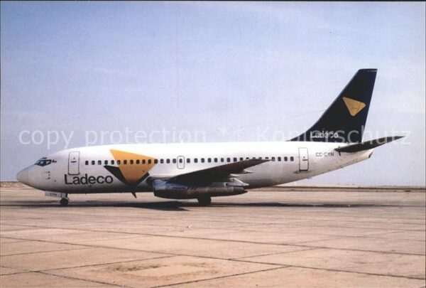 Flugzeuge Zivil Ladeco Boeing 737-2M8 Adv CC-CYN c/n 21