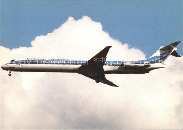 Flugzeuge Zivil American Argentinas MD-88 LV-VBZ 53049