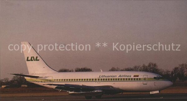 Flugzeuge Zivil LAL Lituanian Airlines Boeing 737-2Q8 H