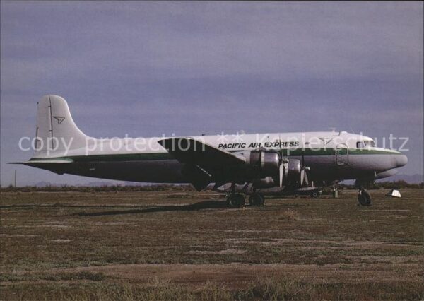 Flugzeuge Zivil Pacific Air Express DC-4 C-54B-15-DO N3