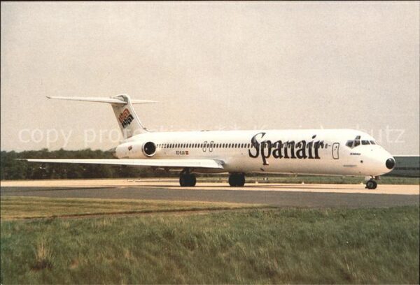 Flugzeuge Zivil Spanair MD-83 EC-EJU