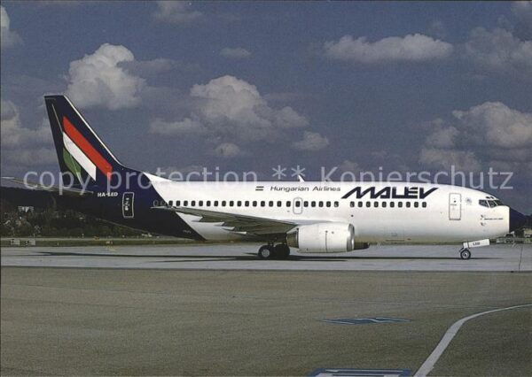 Flugzeuge Zivil Malev Boeing 737-3Y0 HA-LED c/n 24909