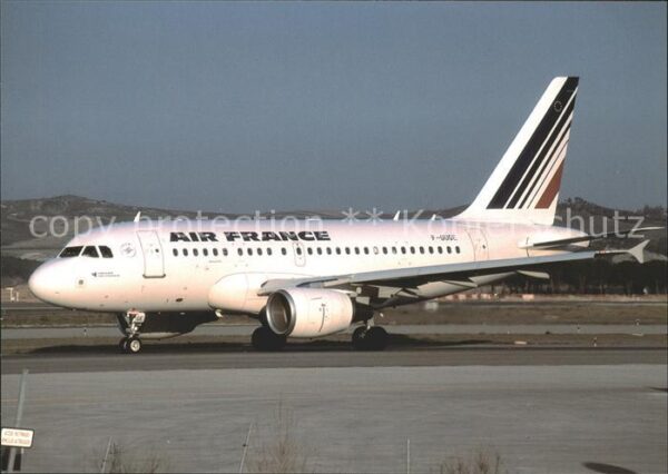 Flugzeuge Zivil Air France A318-111 F-GUGE cn 2100