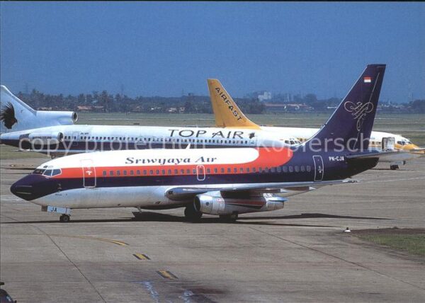 Flugzeuge Zivil Sriwijaya Air B-737-284PK-CJA c/n 22301