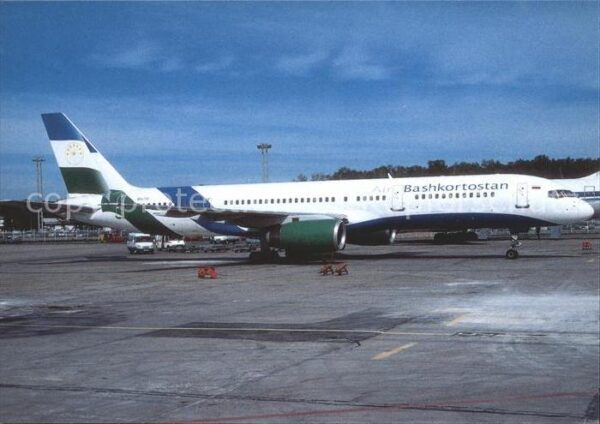 Flugzeuge Zivil Air Bashkortostan B-757-23N EI-LTO c/n