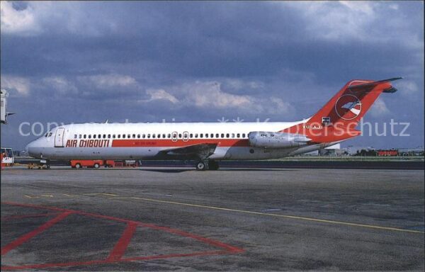 Flugzeuge Zivil Air Djibouti DC-9-32 YU-AJI c/n 47563
