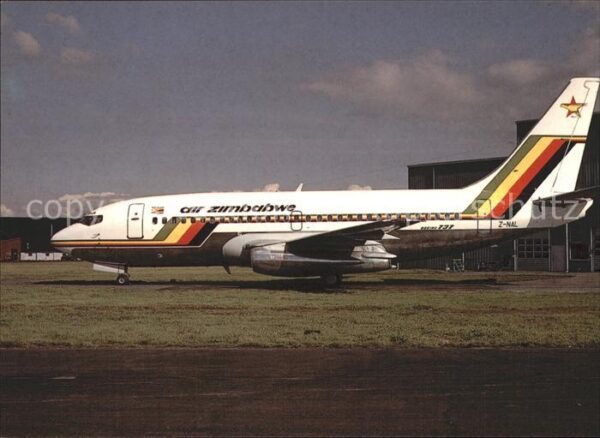 Flugzeuge Zivil Air Zimbabwe Boeing B737-2L9 Z-NAL c/n