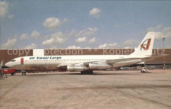 Flugzeuge Zivil Air Swazi Cargo Boeing B-707-344C 3D-AS