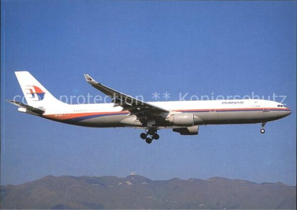 Flugzeuge Zivil Malaysia Airlines A330-322 9M-MKZ c/n 0