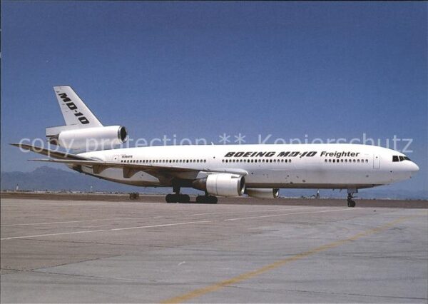 Flugzeuge Zivil Boeing Company Freighter Boeing MD-10 N