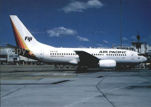 Flugzeuge Zivil Air Pacific Boeing B-737-700 DQ-FJF