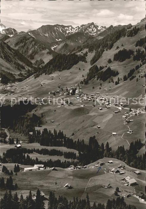 Hoefle Mittelberg mit Güntlispitze Unspitz und Üntschensp