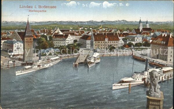 Lindau Bodensee Hafenpartie Dampfer Bayerische Löwe