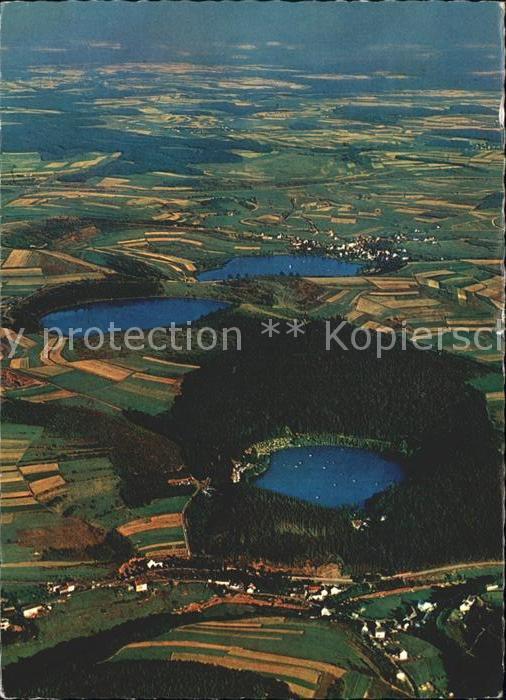 Daun Eifel Fliegeraufnahme Gemünder-Maar Schalkenm