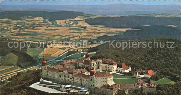 Spitz Donau Benediktinerstift Göttweig in der Wacha