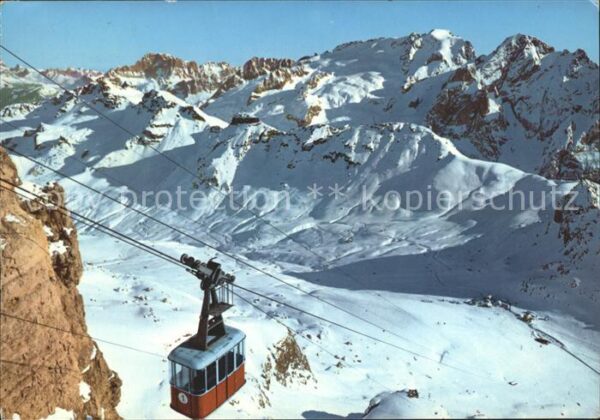 Seilbahn Sasso Pordoi Dolomiti Civetta Marmolada