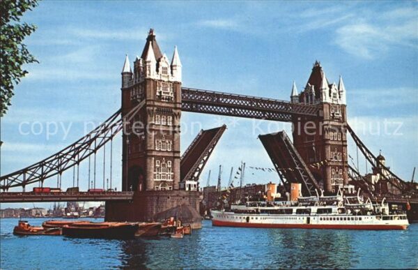 Dampfer Binnenschifffahrt Tower Bridge London