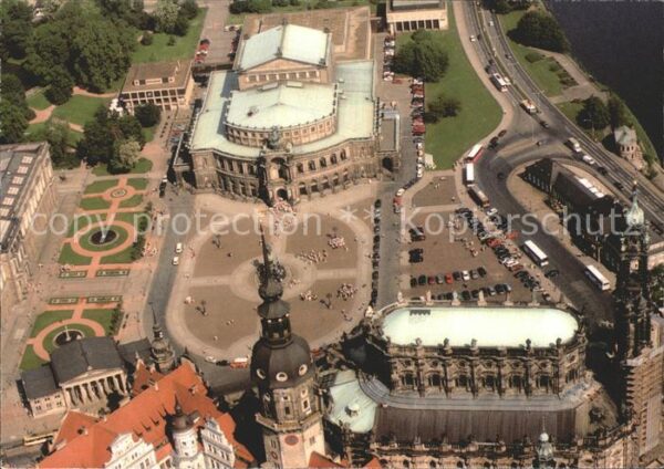 Dresden Semperoper Fliegeraufnahme