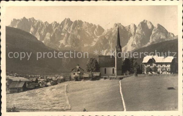 Gosau Oberoesterreich mit Donnerkogel