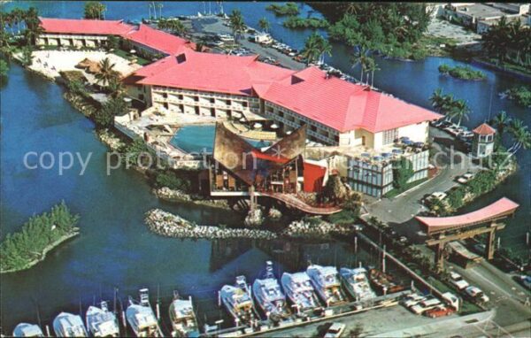 Miami Beach The Castaways Fairyland Island Boote