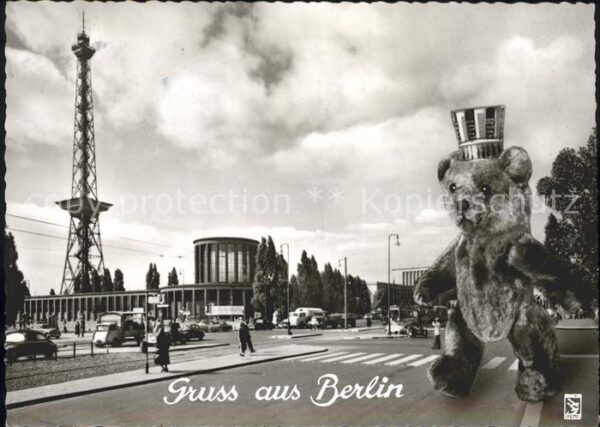 Berlin Funkturm Ausstellungshallen Teddybär
