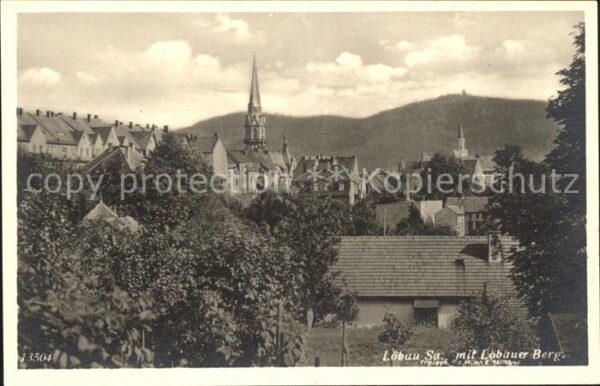 Loebau Sachsen Ortsansicht mit Kirche Löbauer Berg