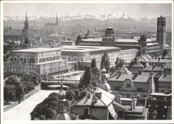 Muenchen Deutsches Museum mit Gebirge Deutscher