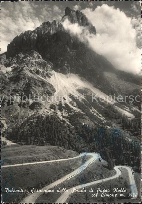 Passo Rolle Serpentine della Strada di Passo col Ci