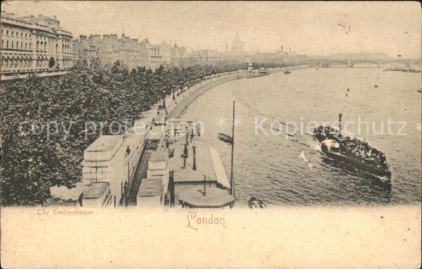 London Embankment Dampfer