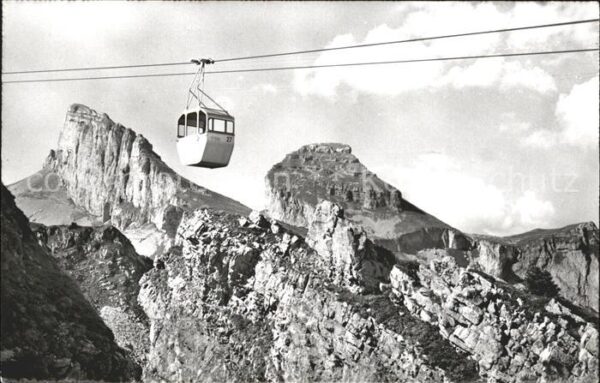 Seilbahn Leysin-Berneuse Les Tours d_Ai