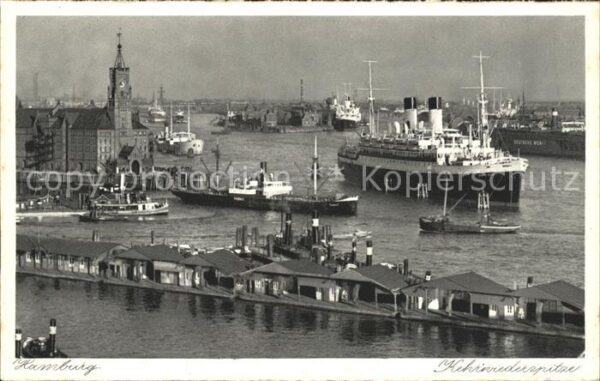 Dampfer Oceanliner Hamburg Kehrwiederspitze