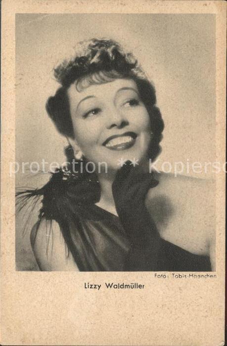 Schauspieler Lizzy Waldmüller Foto-Tobis-Haenchen