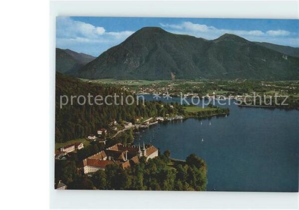 Tegernsee Panorama mit Schloss und Wallberg Mangf