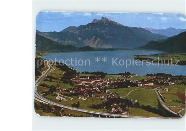 Mondsee Salzkammergut mit Schafberg Autobahn Salzburg Wien Fl