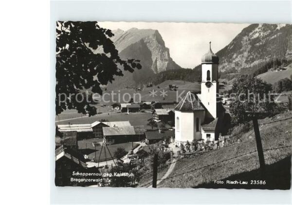 Schoppernau Vorarlberg Ortsansicht mit Kirche gegen Kanisfluh