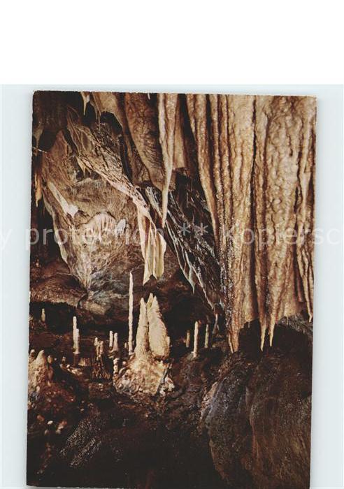 Hoehlen Caves Grottes Attendorn Tropfsteinhöhle Blaue Grotte