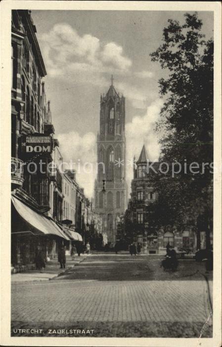 Utrecht Zadelstraat met Domtoren