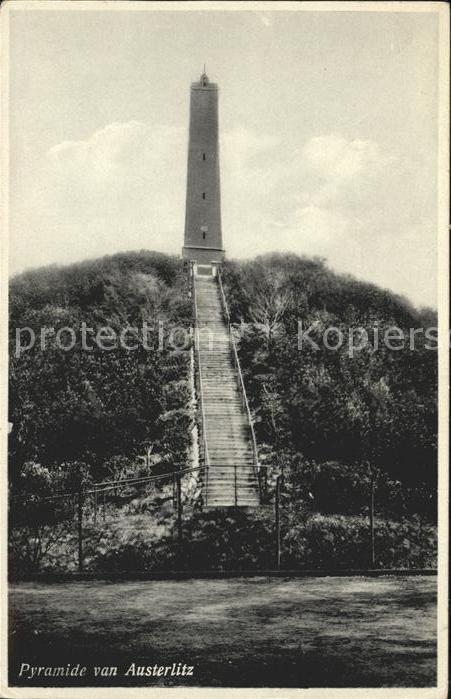 Maarn Gedenkteken van Napoleon Pyramide van A