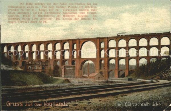 Bruecken Bauwerke Göltzschtalbrücke im Vogtland Eisenbahn