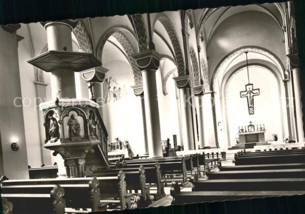 Hoexter Weser Inneres Nikolaikirche Kanzel Altar