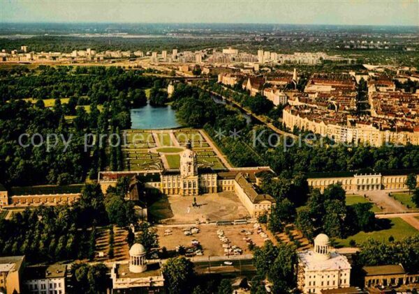 Berlin Charlottenburger Schloss Fliegeraufnahm