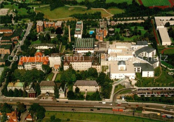 Muenchen Fliegeraufnahme Krankenhaus Dritter Ord