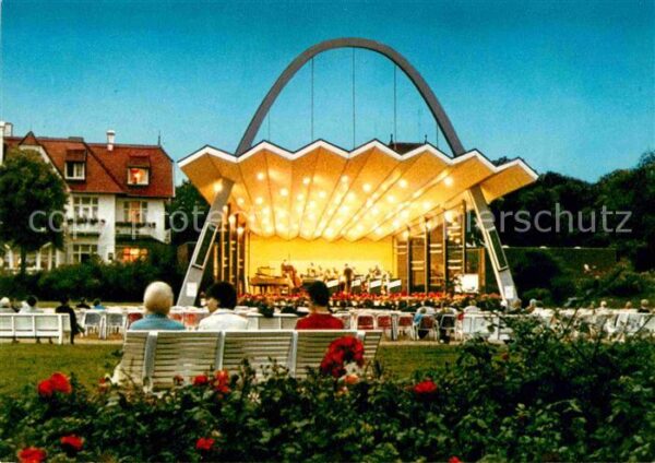 Travemuende Ostseebad Kurkonzert Musikpavillon