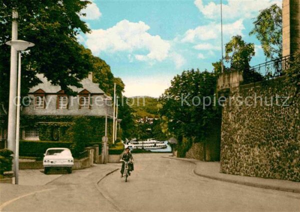 Remagen Deichgasse mit Rheinblick