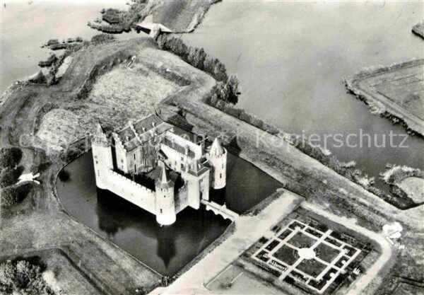 Muiden Fliegeraufnahme Muiderslot