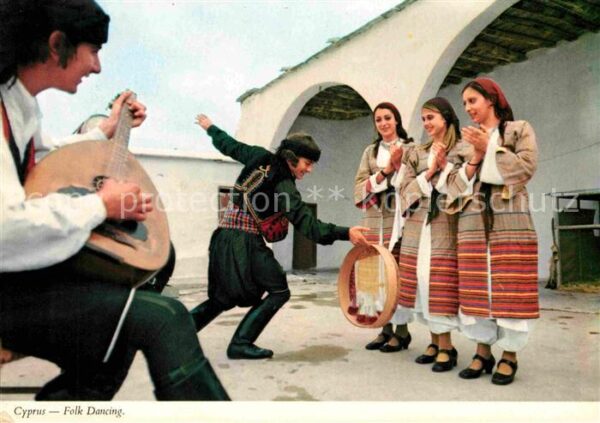 Tanz Taenzer Cyprus Folk Dancing Zypern